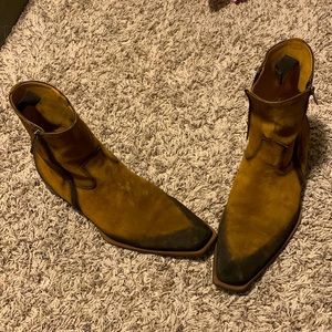 Mezlan suede ankle boot